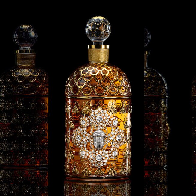 THE BEE BOTTLE BY BEG&Uuml;M KHAN